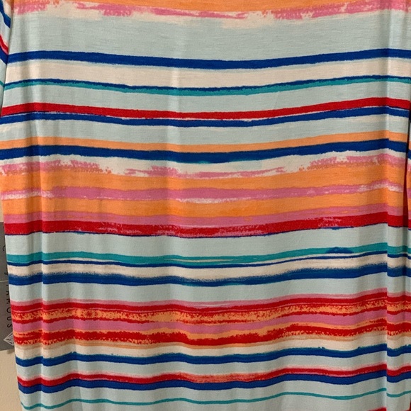 Absolutely Famous Top  size Medium (#17) - Picture 6 of 8